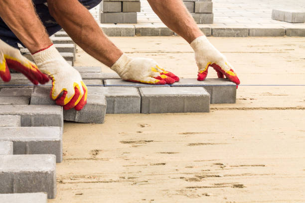 Best Driveway Resurfacing Pavers  in Moundridge, KS
