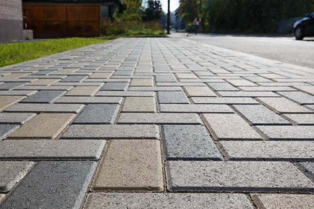 Best Custom Driveway Pavers  in Moundridge, KS